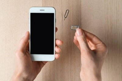 AndroidのSIMカードを取り出す方法と手順