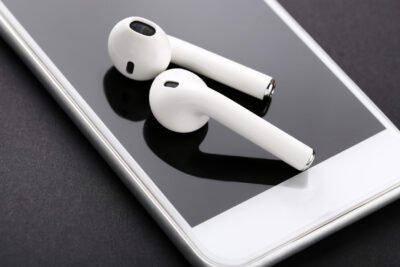 「スマホの水没音が消えない！？原因と対処法を解説」